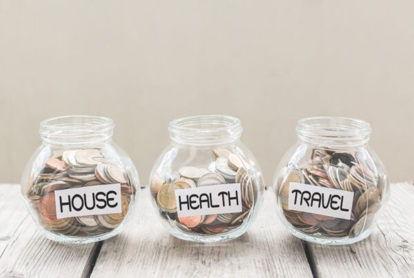 budgeting money into jars